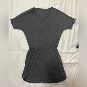 Women’s Grey Flowy V-Neck Elastic Waist Dress